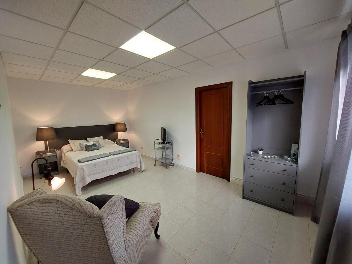 Acogedora Casa De Campo ネダ エクステリア 写真